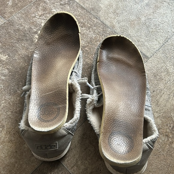 SOLD Well  loved worn hey dude slippers - Picture 4 of 4